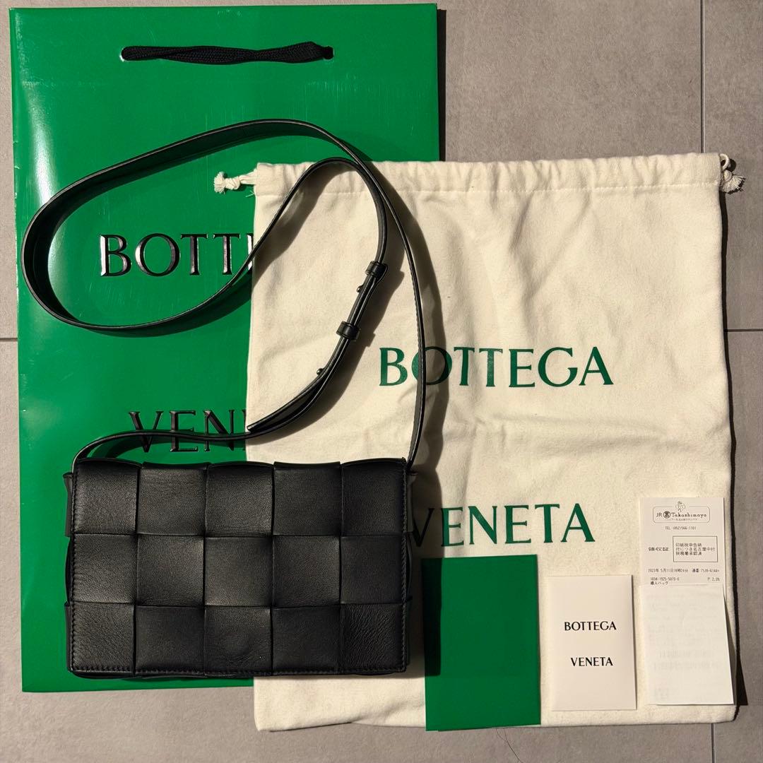 【BOTTEGA VENETA】『カセット』レディース ショルダーバッグ