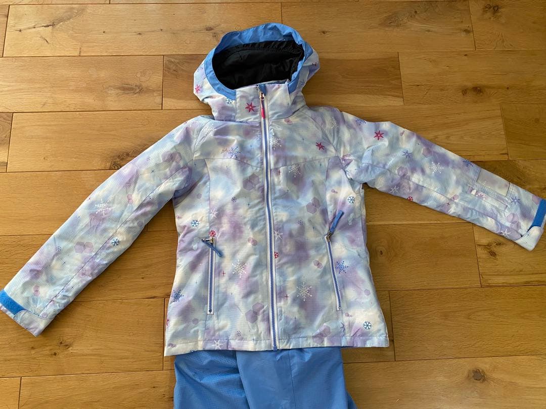 子ども用スキーウェア（上下セット) 150サイズ(135-155)