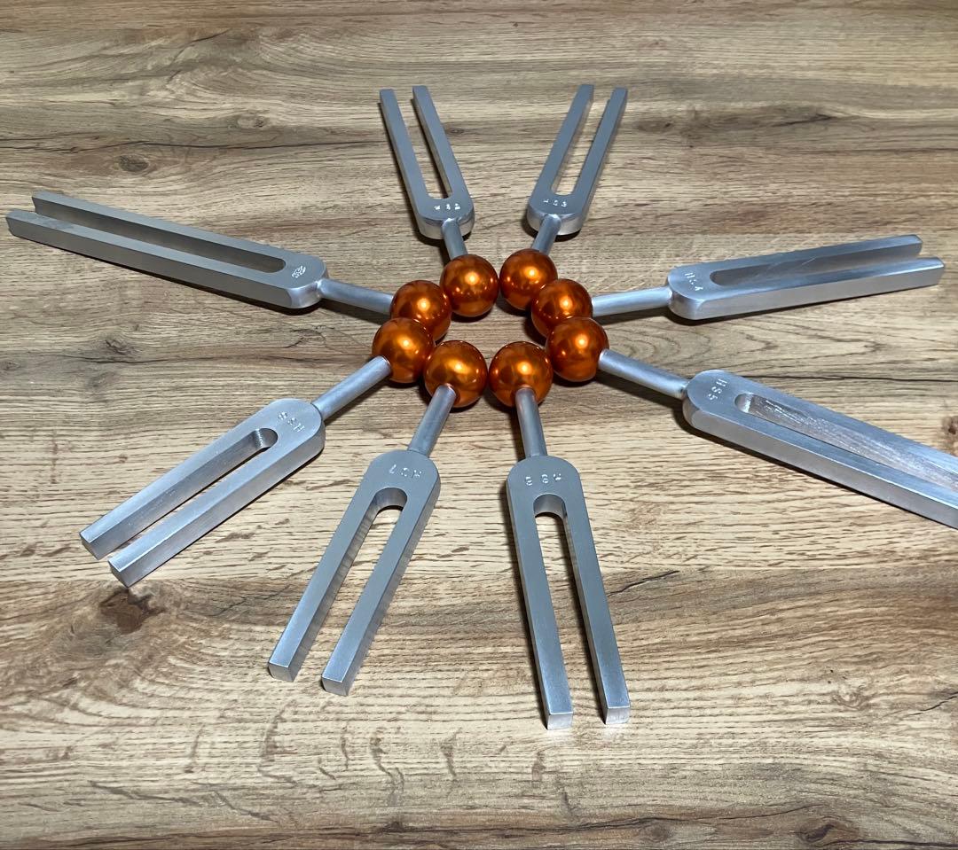 ヒーリングサウンド音叉8本セット　ヒーリングチューニングフォーク