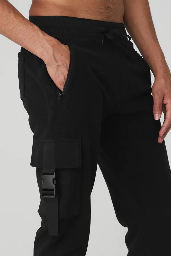 Alo Yoga Streetside Sweatpant unisex 完売品