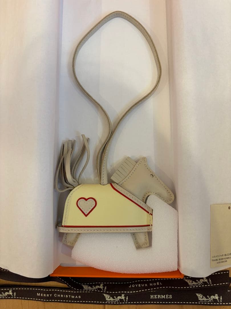 HERMESエルメス 新作チャームロデオ ロベオクールPM 人気 新品未使用