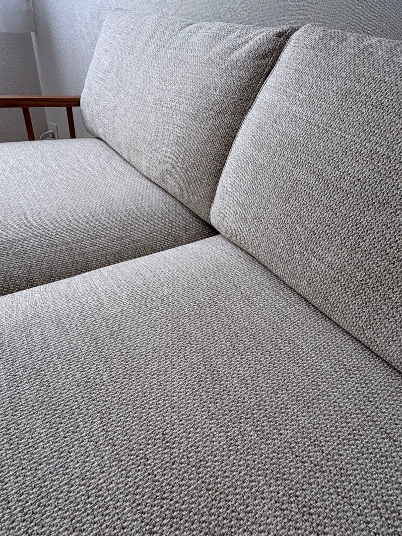 ( *｀ω´) ❣️unico 2人掛けソファ