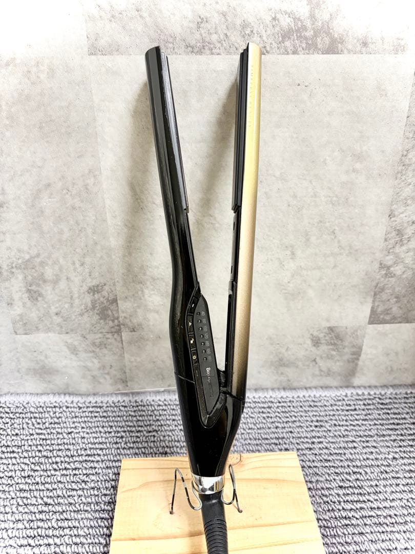 ヘアビューロン リュミエリーナ 4D Plus