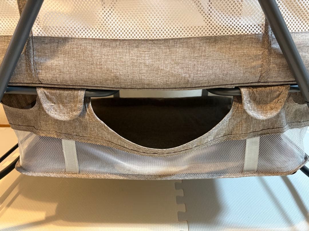 au様！専用！折りたたみ式ベビーベッド