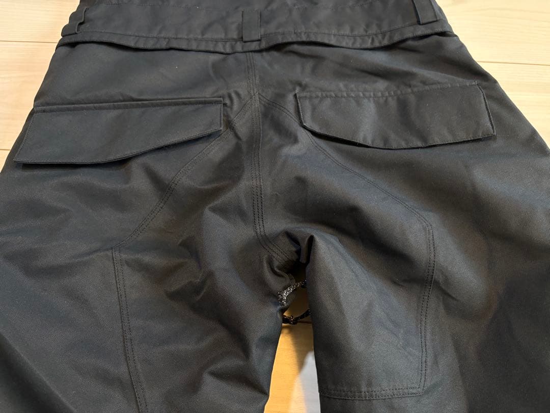 VOLCOM キッズ ビブパンツ　XLサイズ