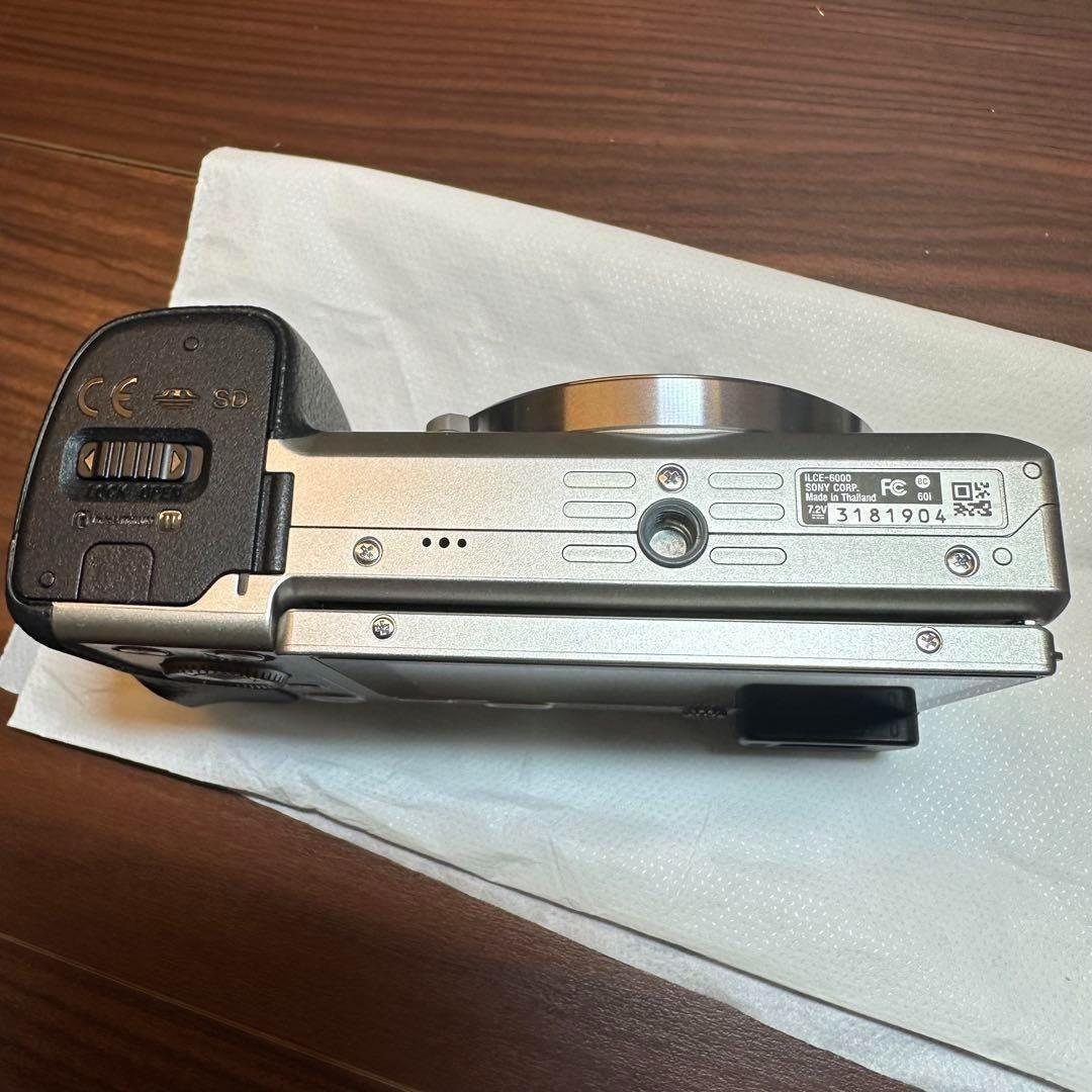 SONY ミラーレス一眼 α6000 ダブルズームレンズキット 0054