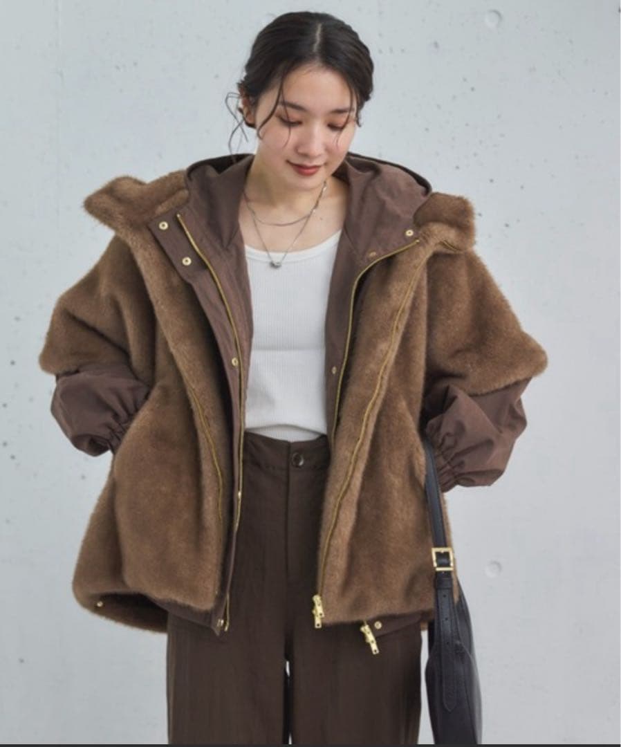 完売　新品未使用ドゥアルシーヴ DOUX ARCHIVESミンクファーフーディー