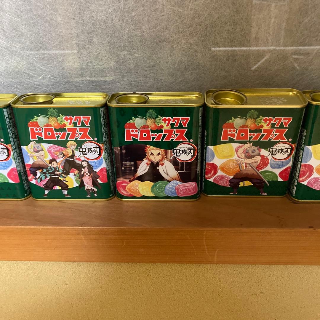 鬼滅の刃のサクマドロップ缶
