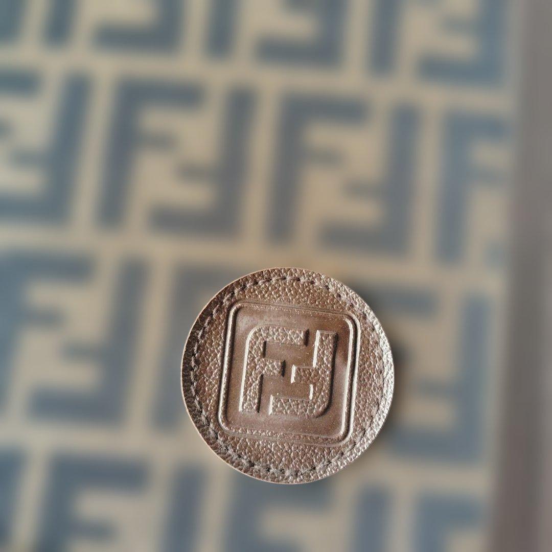 Fendi FFロゴパターン クラッチバッグ