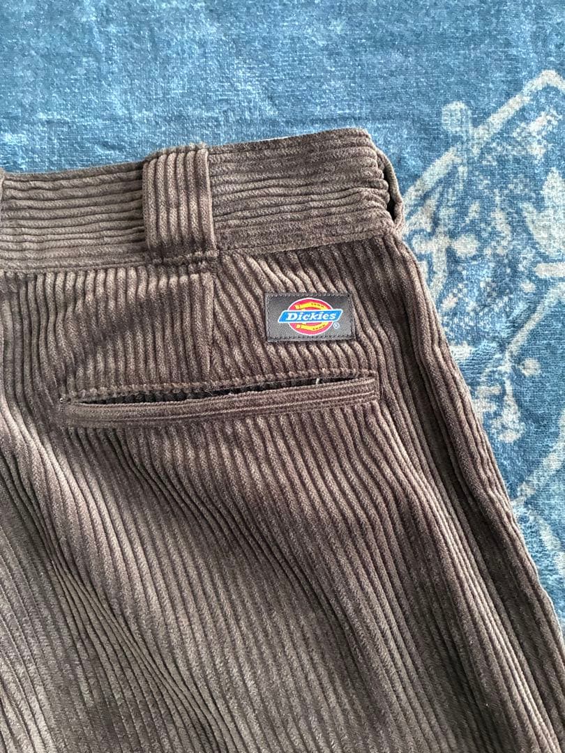 beams別注Dickies コーデュロイパンツ