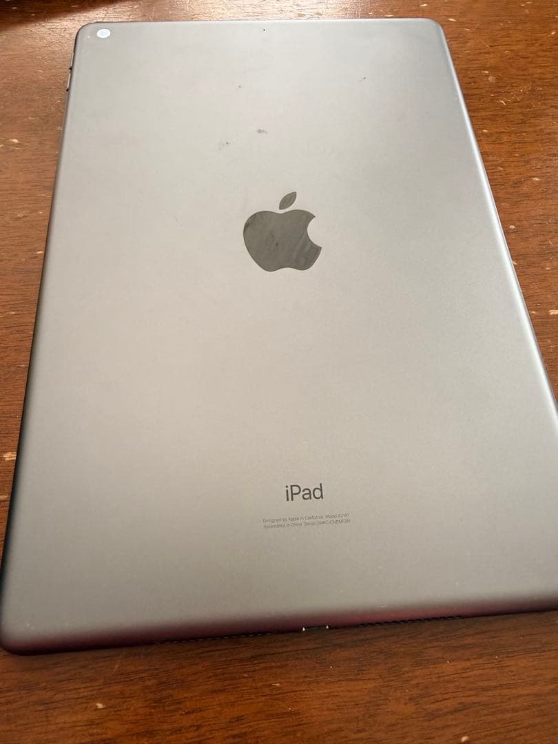 iPad (第7世代) 液晶漏れ　ケースフィルム、Apple Pencil付属