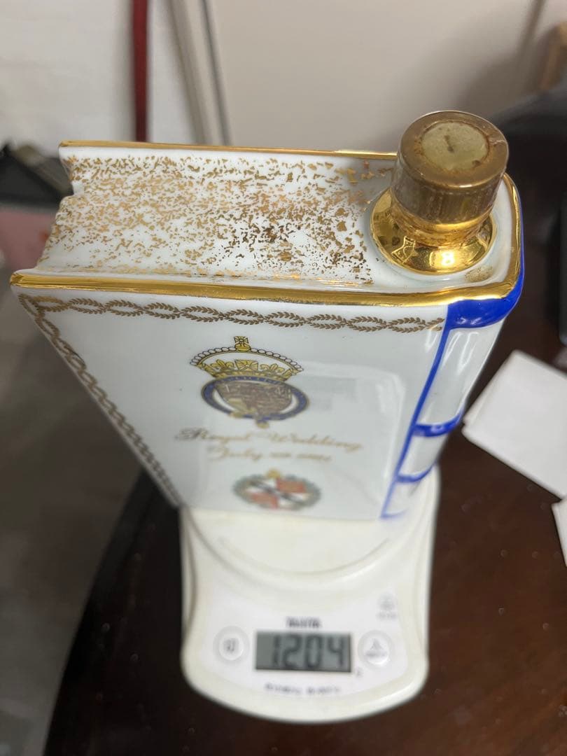 カミュ　ダイアナ妃1981年