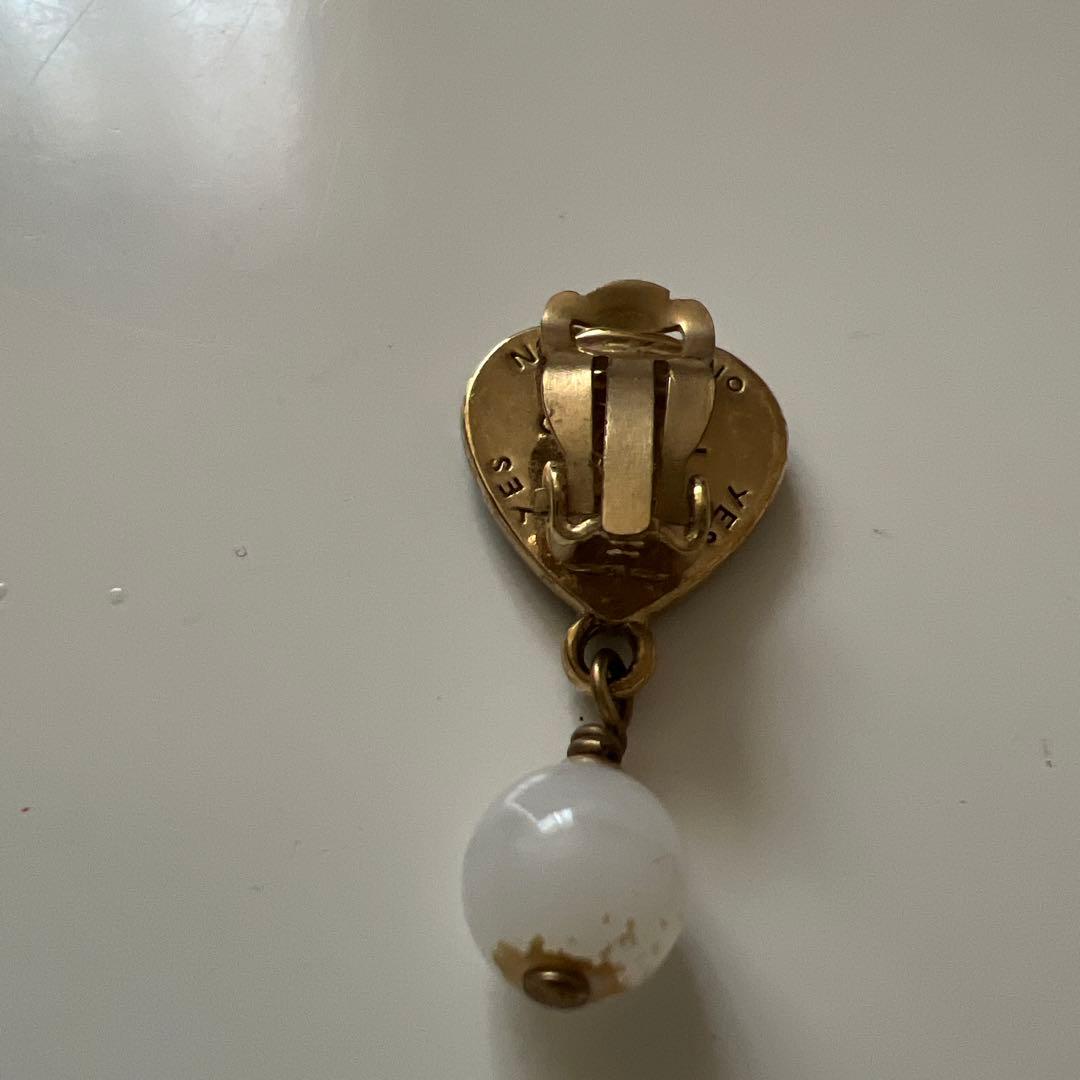 CHANEL ハート型イヤリング片耳用