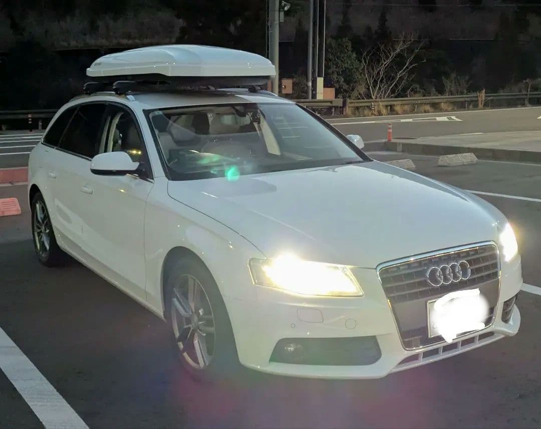 アウディA4アバント‼️スタッドレスタイヤ装着‼️