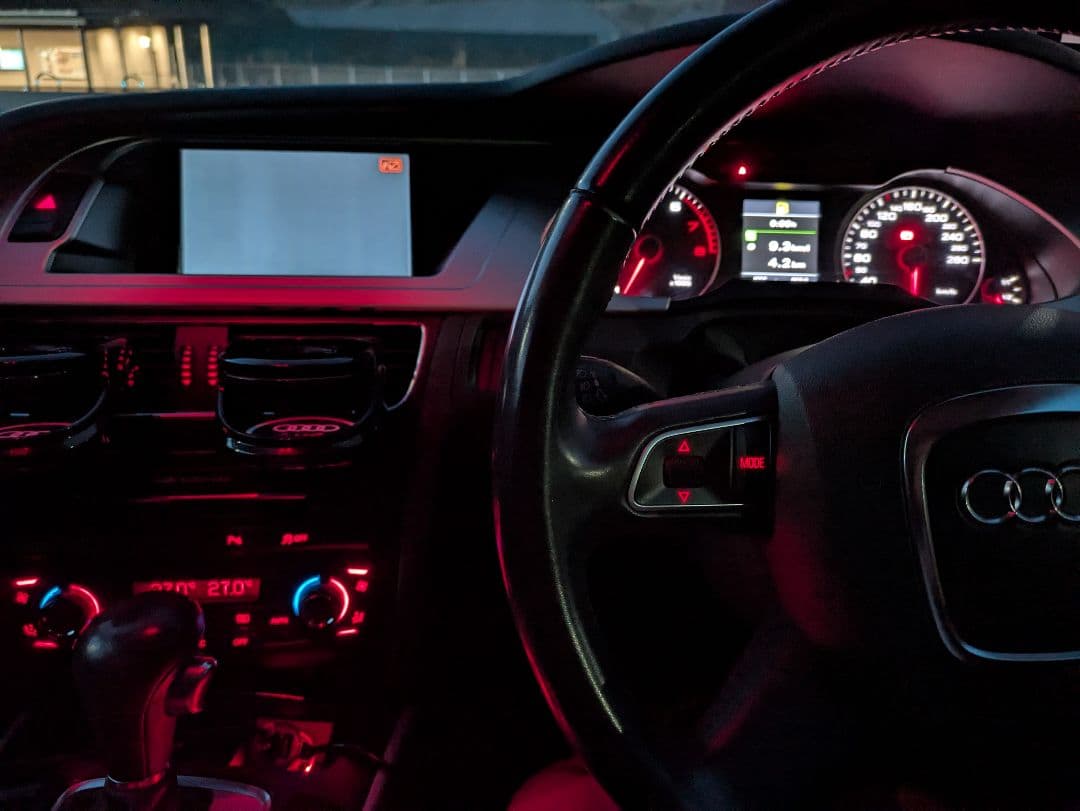 アウディA4アバント‼️スタッドレスタイヤ装着‼️