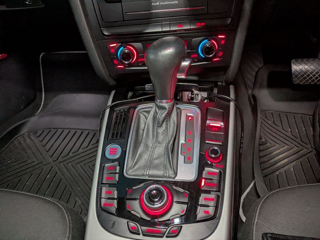 アウディA4アバント‼️スタッドレスタイヤ装着‼️