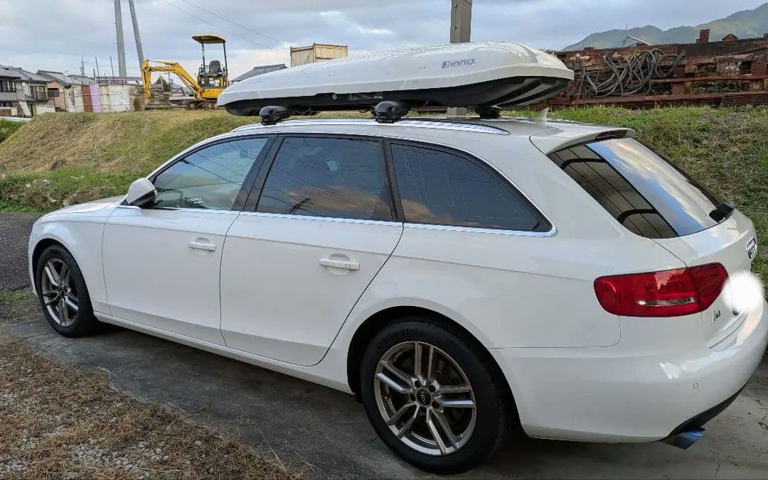 アウディA4アバント‼️スタッドレスタイヤ装着‼️