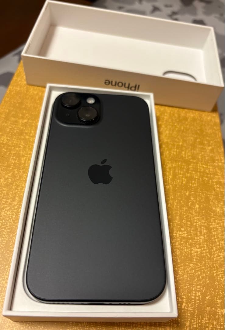 Ｋ*Ｉ様 ^*^様 Apple iPhone 15ブラック 本体
