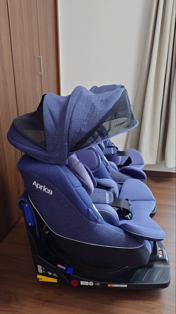 Aprica クルリラ Premium 車用チャイルドシート ネイビー【一脚】