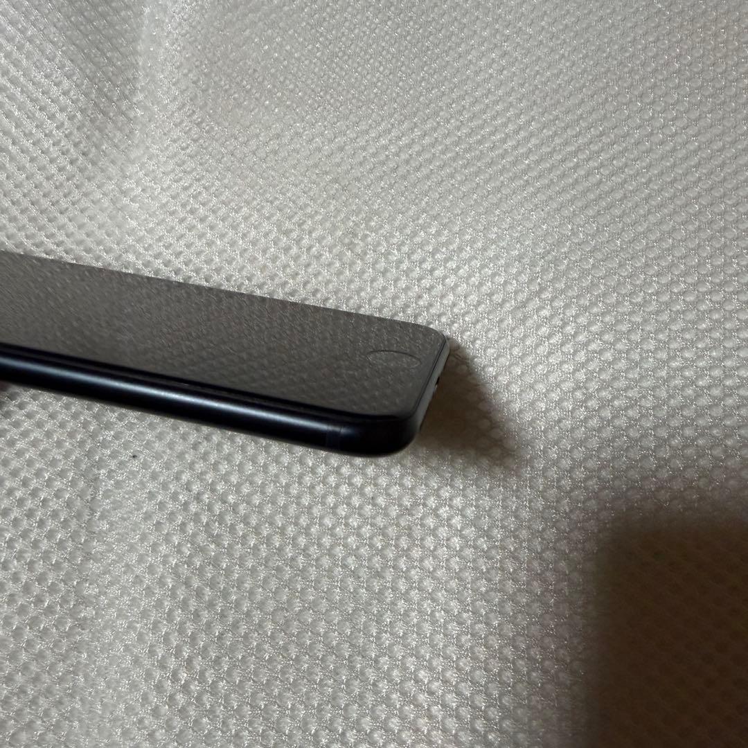 美品 SIMフリー iPhoneSE 第3世代 128GB バッテリー100%