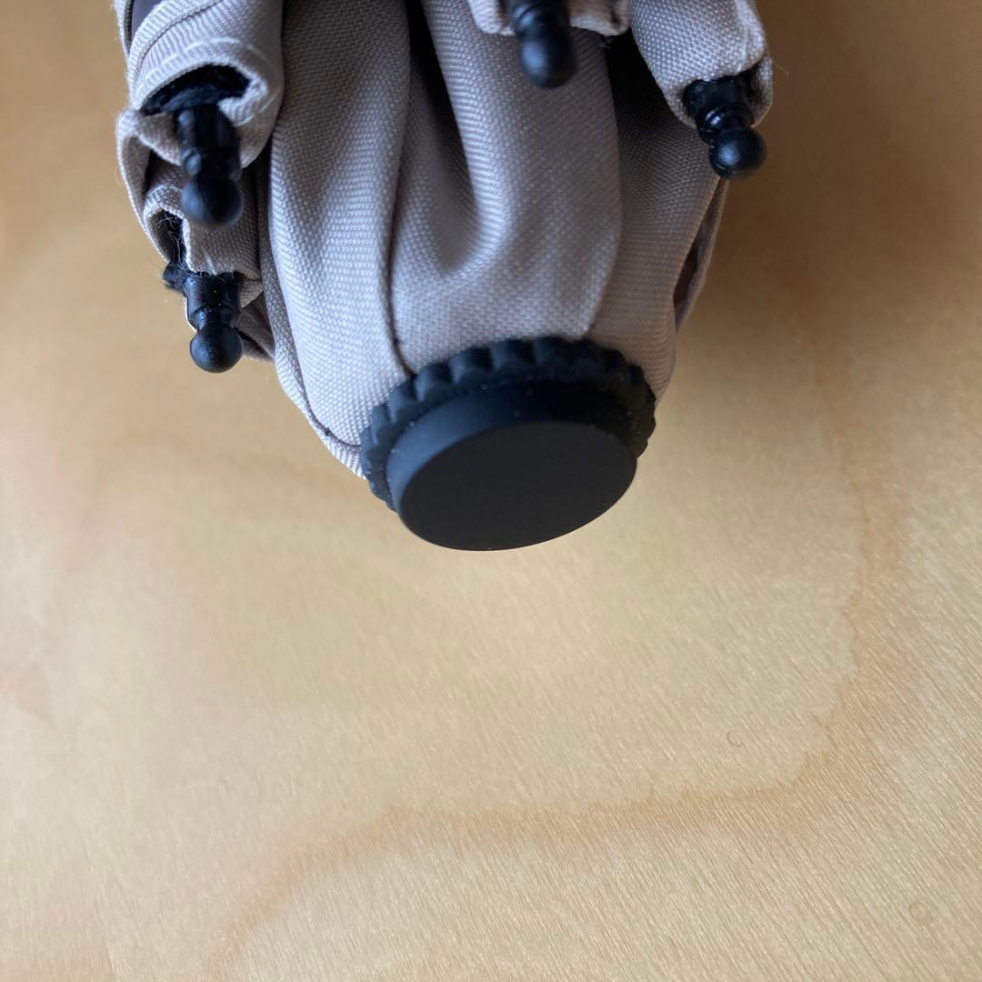 サンバリア100折りたたみ日傘２段折 コンパクト / 無地　ベージュ