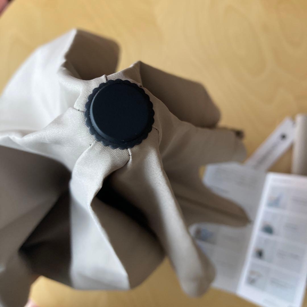 サンバリア100折りたたみ日傘２段折 コンパクト / 無地　ベージュ