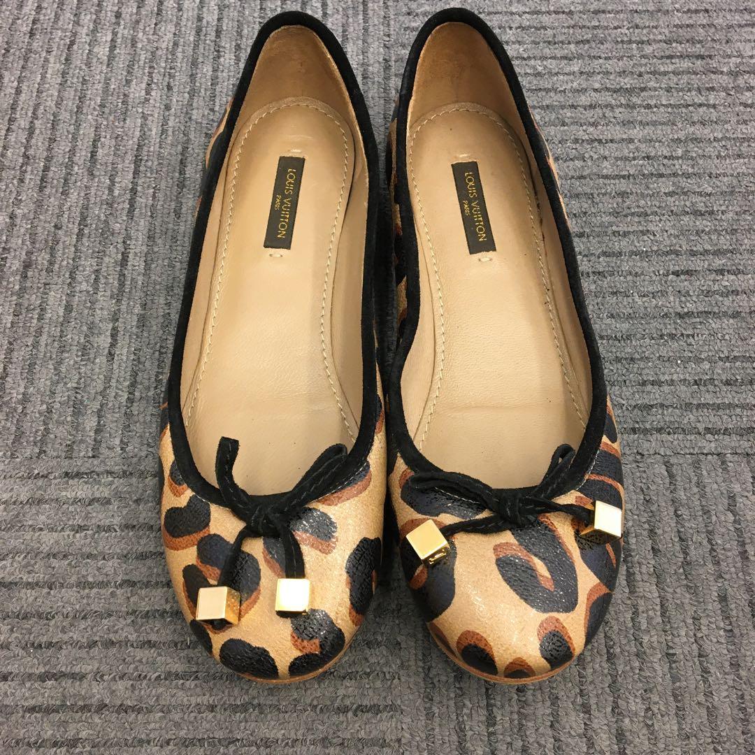 LOUIS VUITTON ルイヴィトン　フラットシューズ　レオパード