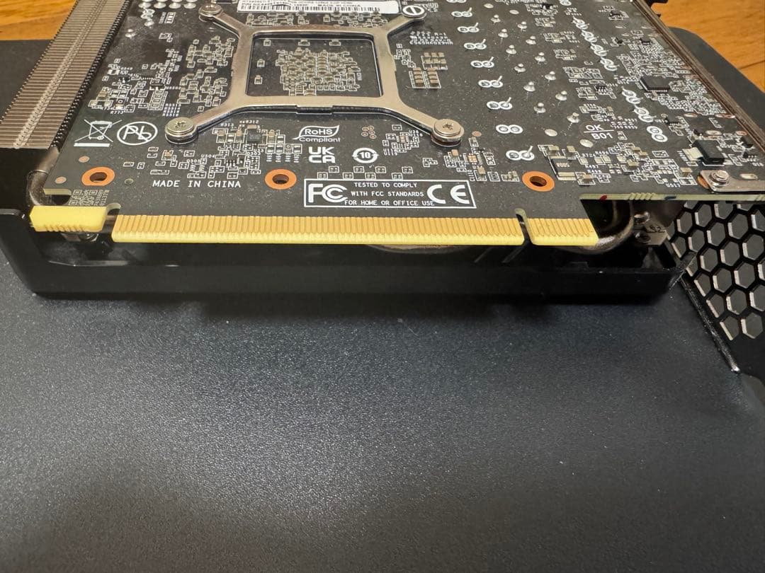 グラフィックボード・グラボ・ビデオカード RTX 4060ti 8GB