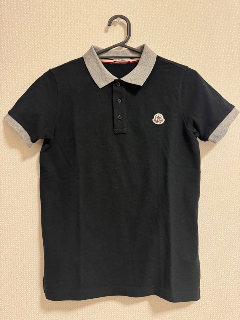 モンクレール　モンクレ　ポロシャツ