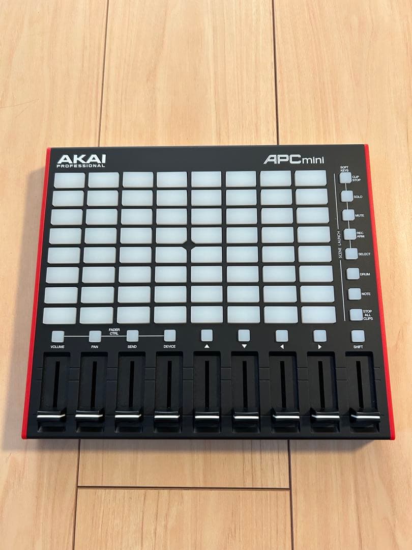 AKAI APC mini mk2 MIDIコントローラー