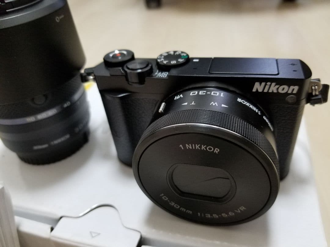 Mikon J5ダブルズームキット