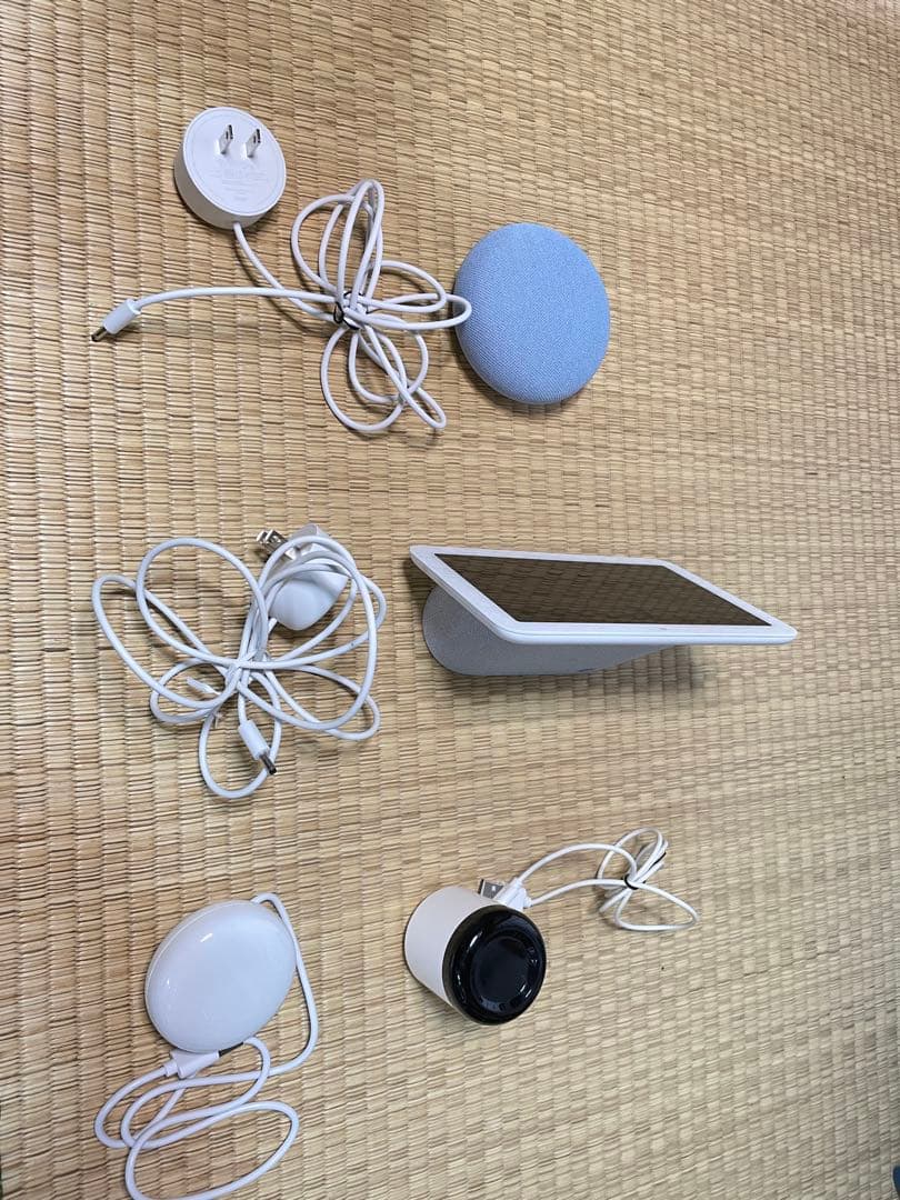 ブルー スマートスピーカー タッチスクリーン