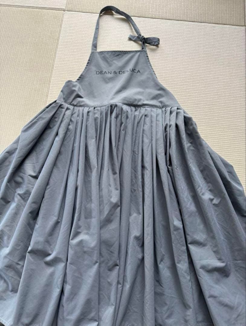 BEAMS DEAN & DELUCA グレーエプロン