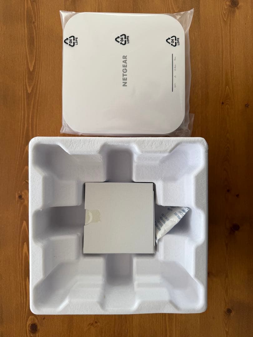 ルーター・ネットワーク機器 NETGEAR WAX610-100JPS AX1800 Insight