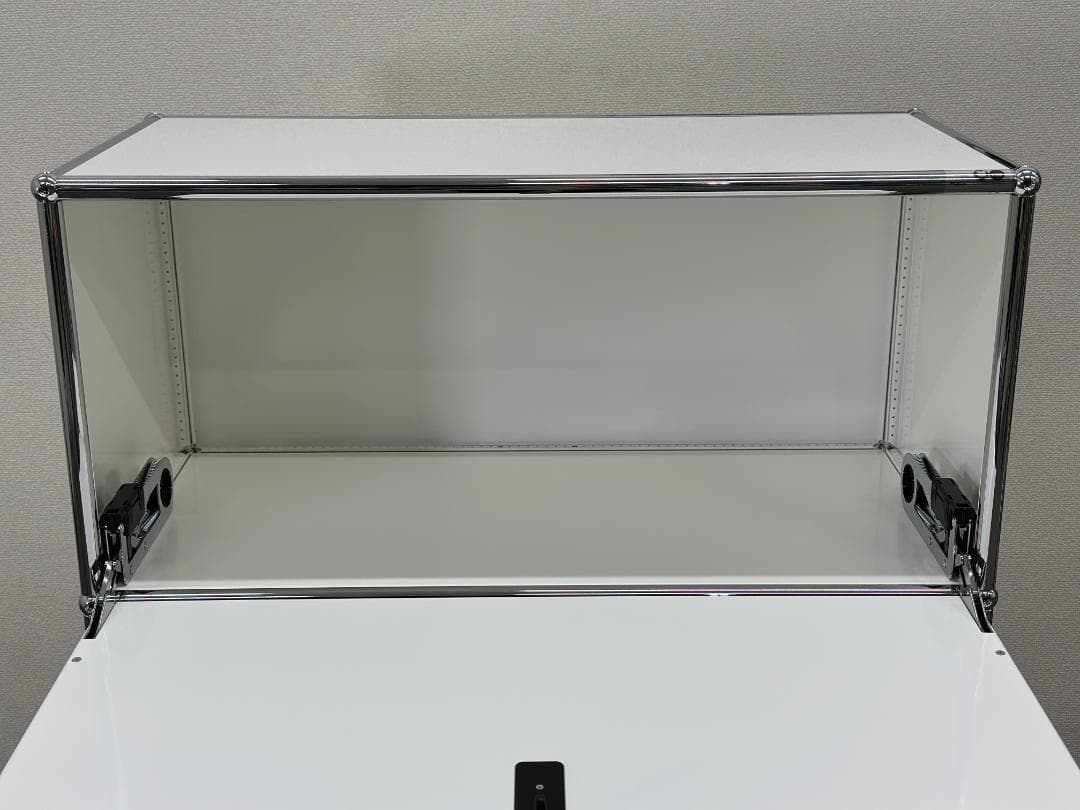 正規品!ほぼ未使用品■USMハラー■キャビネットシェルフ　1列3段　鍵なし　白