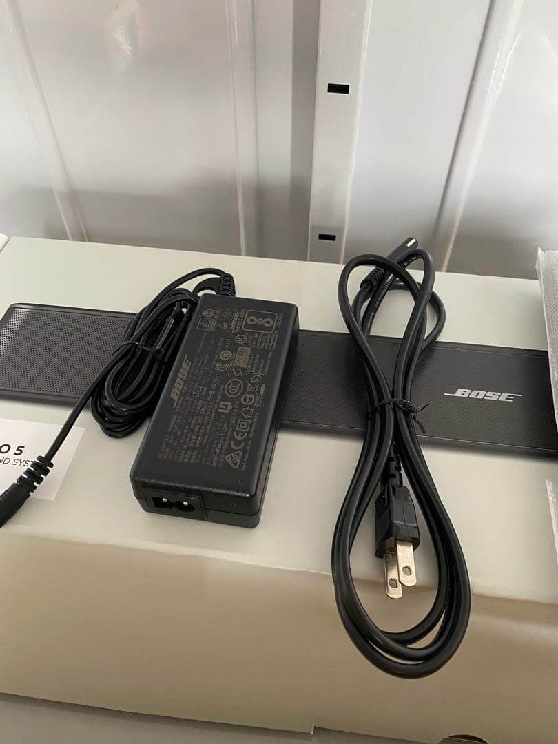 （送料込み）Bose solo5 ワイヤレスサウンドバー　ほぼ新品