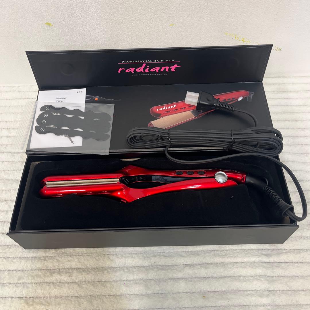 radiant プロフェッショナルヘアアイロン レッド