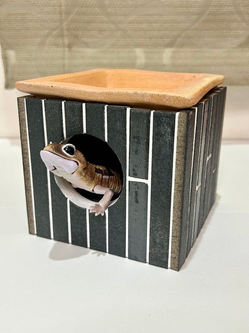 しんしんウェットシェルター＆水入れ