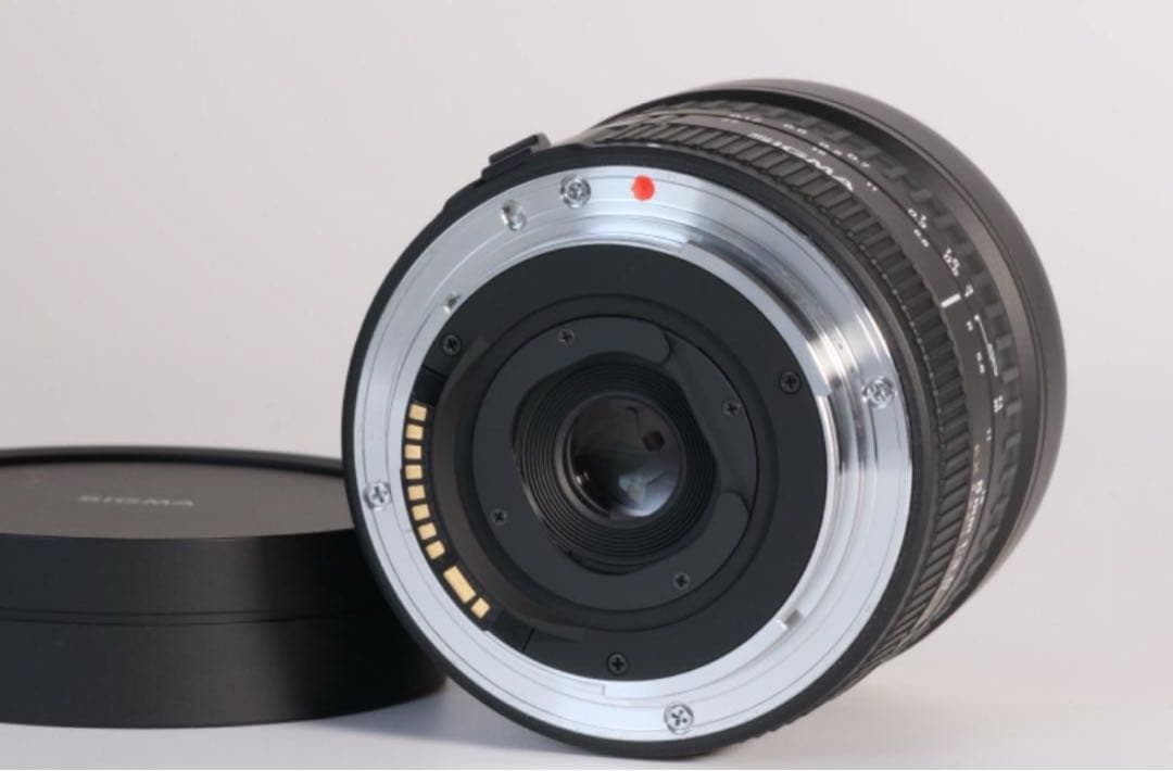 SIGMA 8mm F3.5 EX DG FISHEYE レンズ