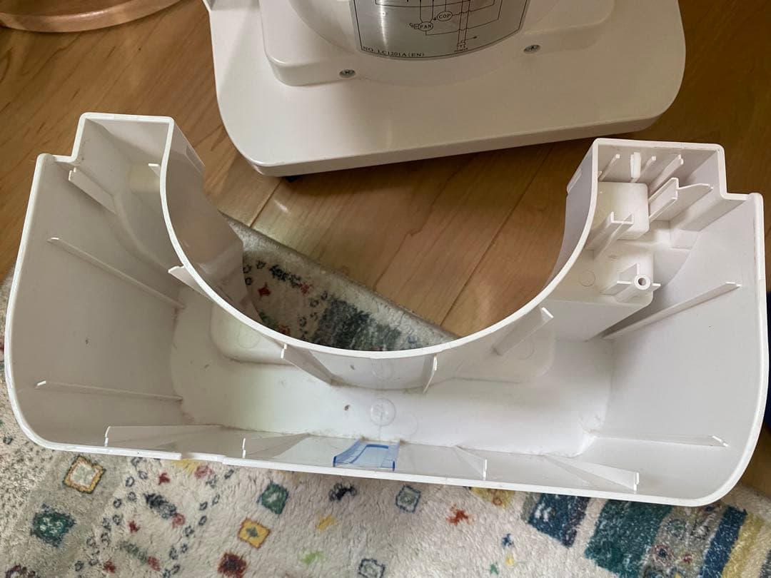 タンスのゲン　コンプレッサー式　除湿機　JO05 2024年製