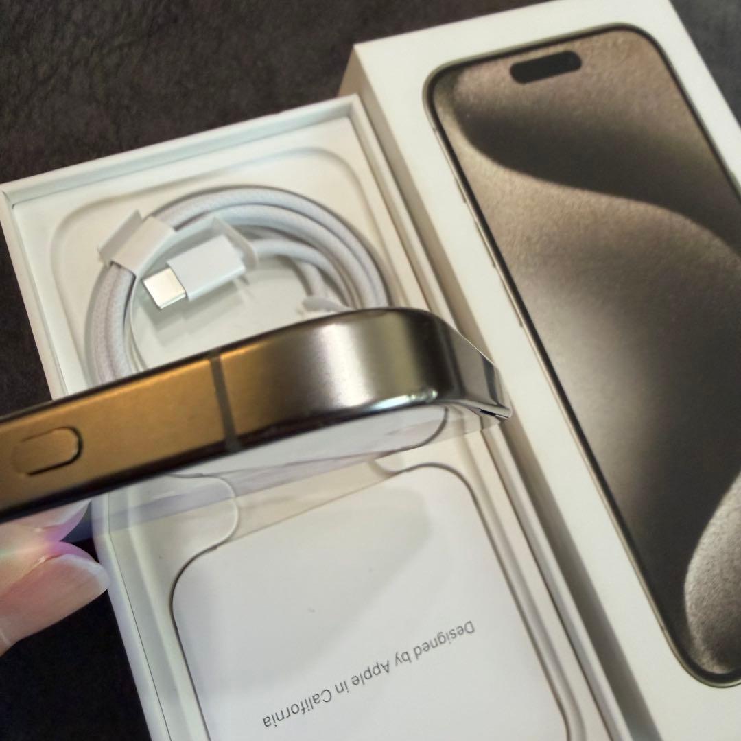 iPhone 15 Pro 128GB ナチュラルチタニウム SIMフリー