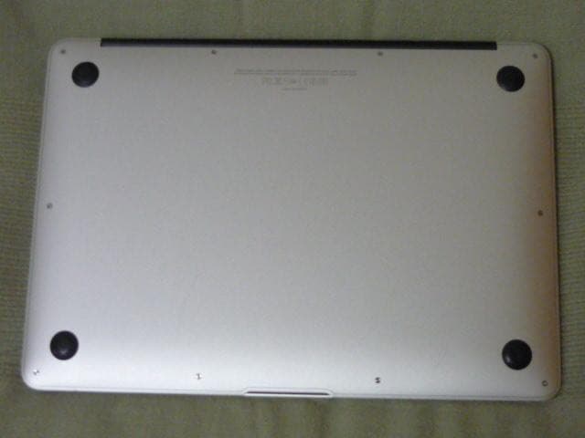 13\" Apple MacBook Air Core i5【初めてのMacに！】
