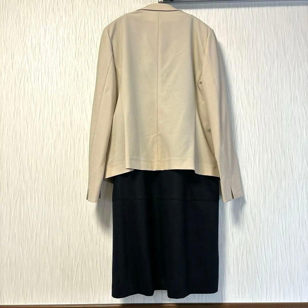 大きいサイズ⭐️44⭐️オンワード樫山　2点セット　フォーマル　ジャケットは新品⭐️