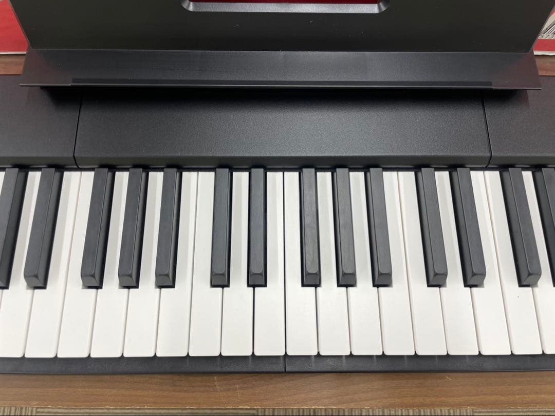 電子ピアノ　88鍵盤　充電タイプ　スリム軽量 ブラック