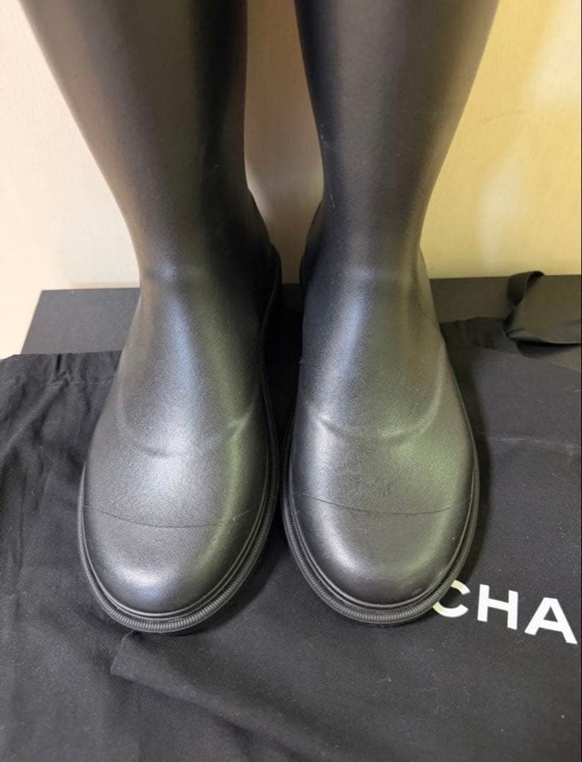 CHANEL ブラック 長靴・レインブーツ 収納袋付き　38
