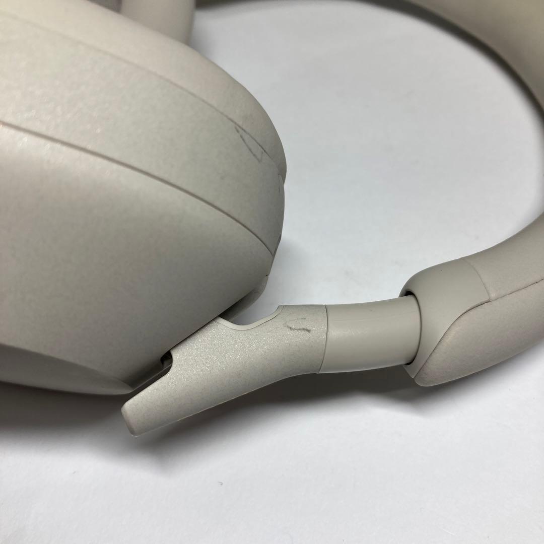 SONY/ソニー　WH-1000XM5 ワイヤレスヘッドホン　　B743