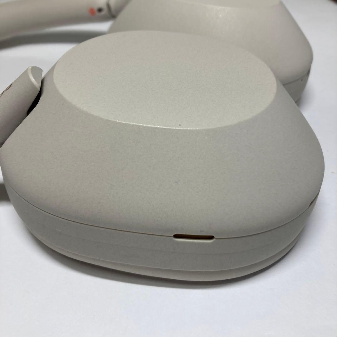 SONY/ソニー　WH-1000XM5 ワイヤレスヘッドホン　　B743