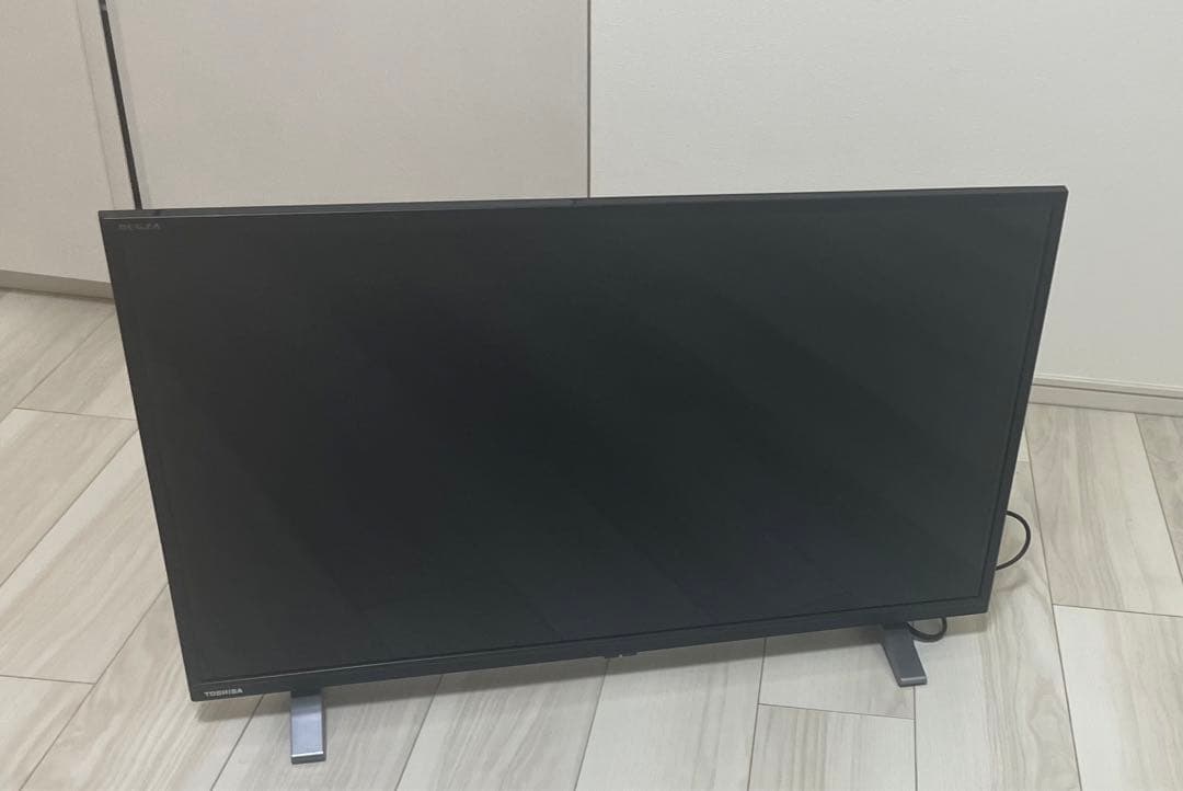東芝 REGZA 32インチ液晶テレビ（32V34）