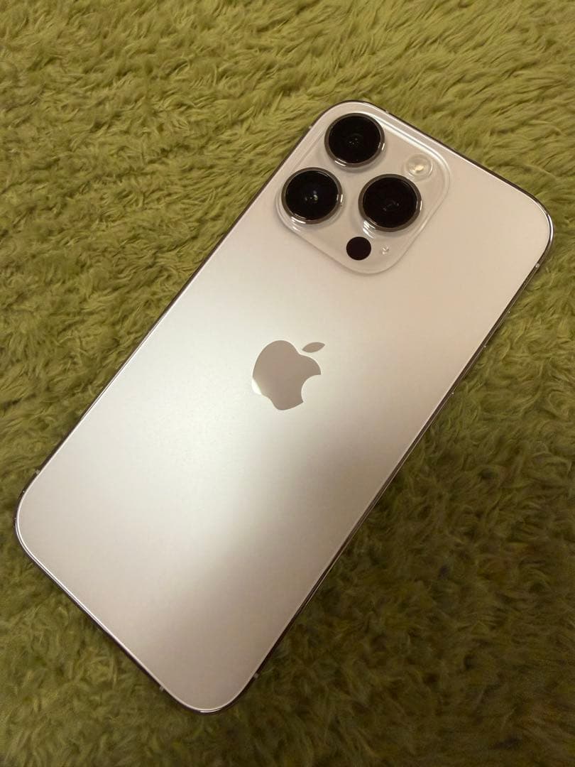 Apple iPhone 14 Pro 128GB シルバー