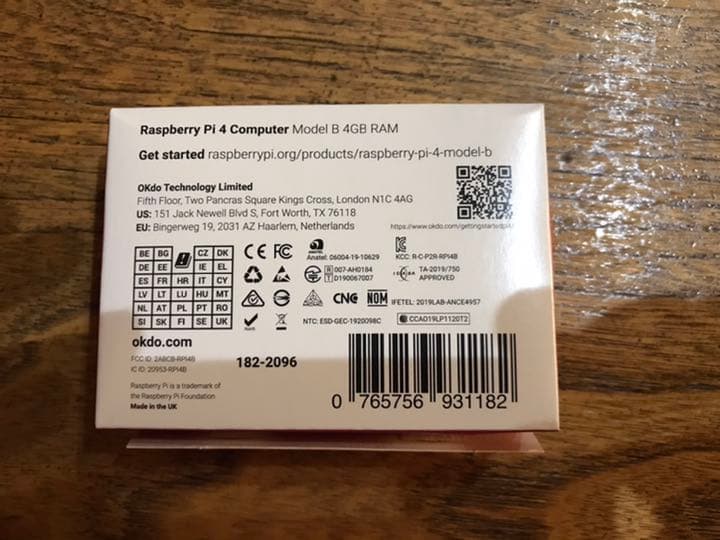 Raspberry pi4 model B スターターキット　ラズパイ4